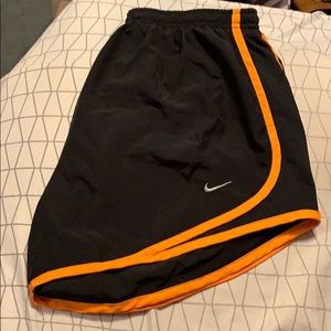 Woman’s Nike Tempo Shorts